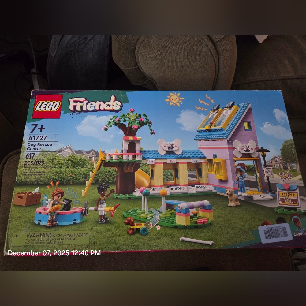 LEGO Friends Dog Rescue Center- Unopenend- Discontinued